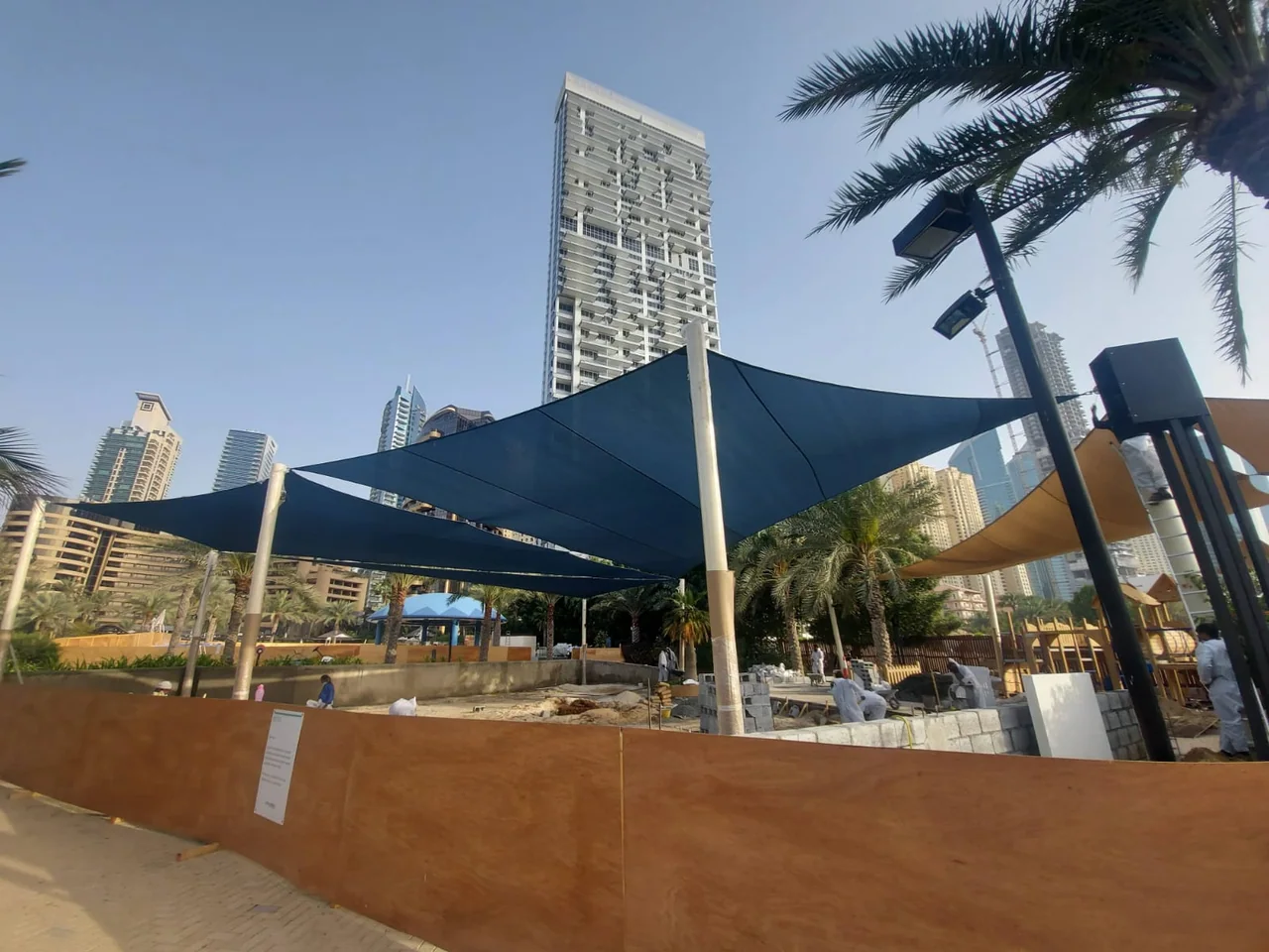 Completed tensile membrane shade structure at Le Royal Meridien Hotel in Jumeirah, Dubai — installation view 2